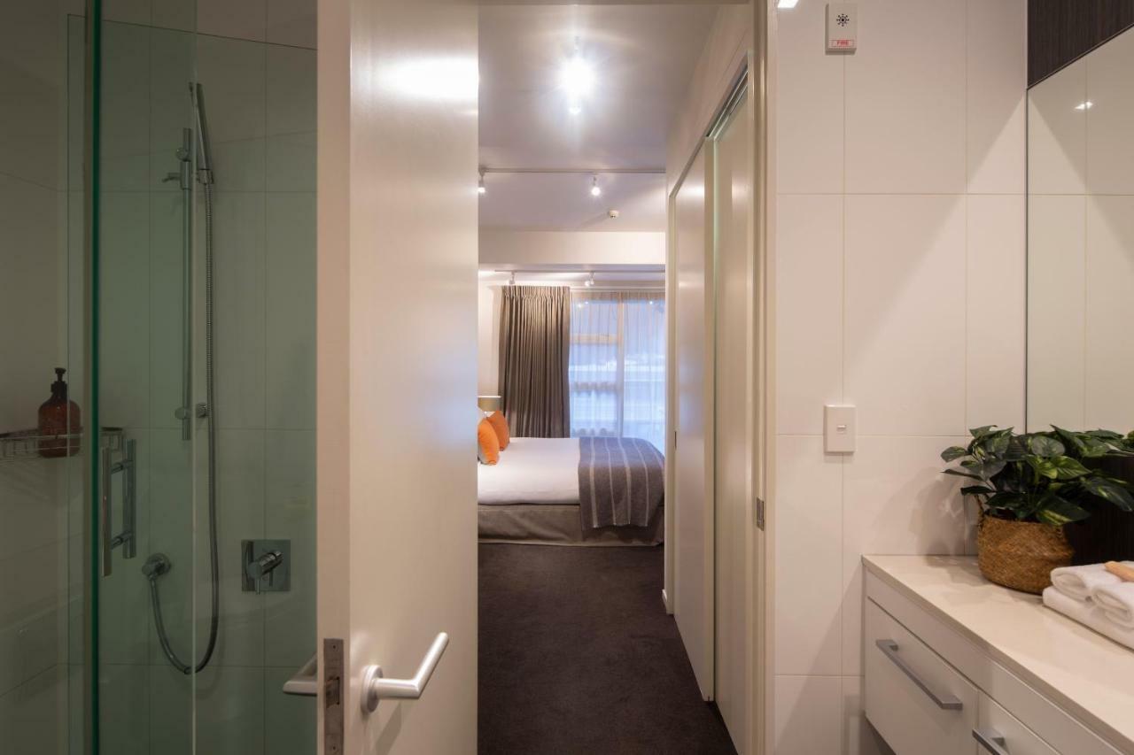 Kent Street Apartments - Element Escapes Квинстаун Экстерьер фото