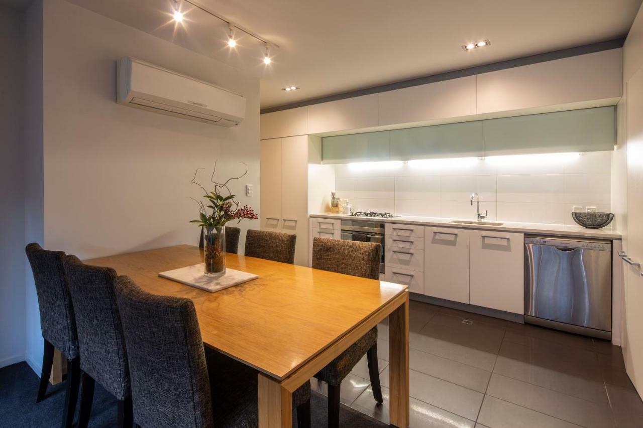 Kent Street Apartments - Element Escapes Квинстаун Экстерьер фото